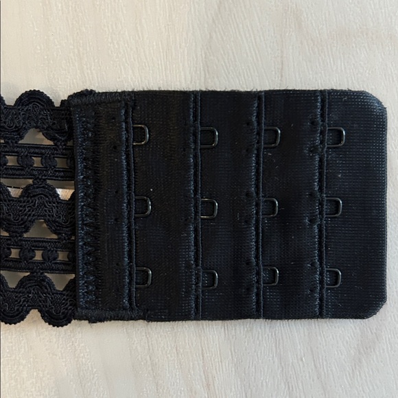 ETAM French Designer Lace Bra - Picture 8 of 8